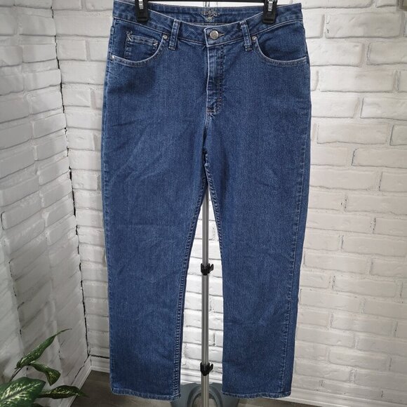 Riders by Lee Ladies Size 10M Relaxed Fit Medium Wash Straight Legs Jeans - Picture 1 of 14